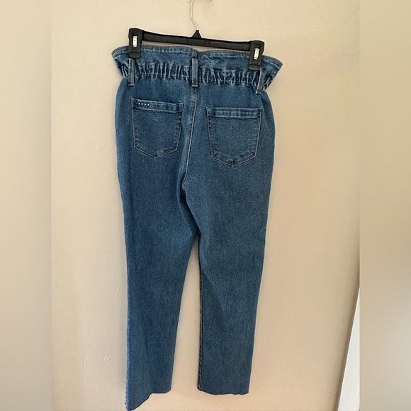 Blank NYC tulip waist with elastic button fly denim - Picture 6 of 11